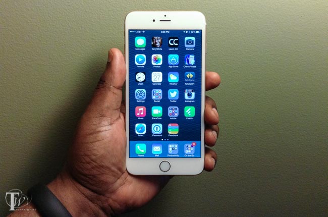 Holding iPhone 6 Plus in my hand