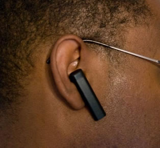 Apple iPhone Bluetooth Headset Review - Terry White's Tech Blog