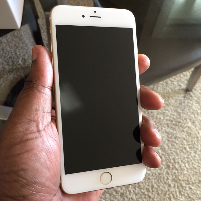 iPhone6plus_in_my_hand